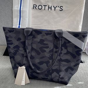 Rothy’s Essential Tote in Slate Camo- New